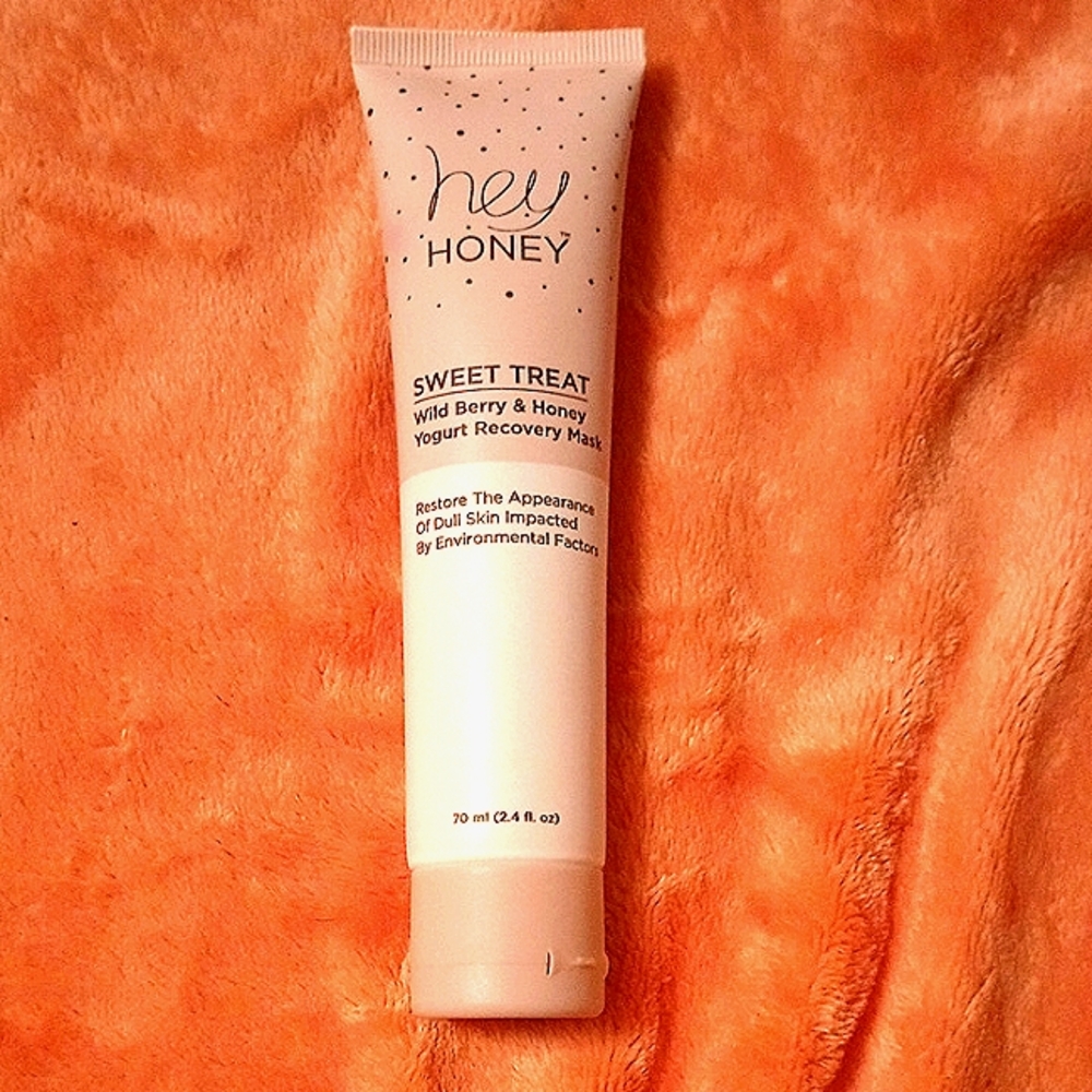 Hey Honey Sweet Treat Wild Berry And Honey Yogurt Recovery Mask